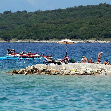 Apartment With Parking Space Njivice, Krk - 21853