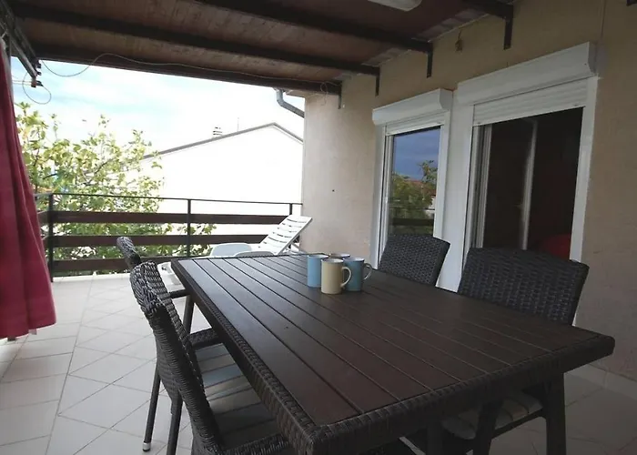 Apartment With Parking Space Njivice, Krk - 21853 *