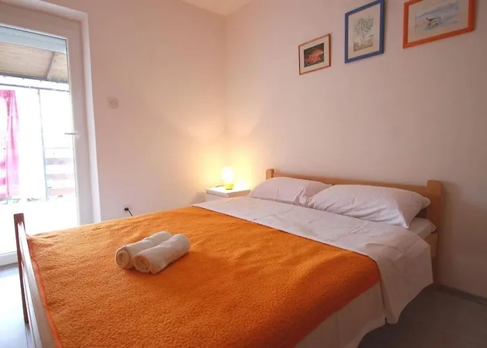 With Parking Space Njivice, Krk - 21853 *