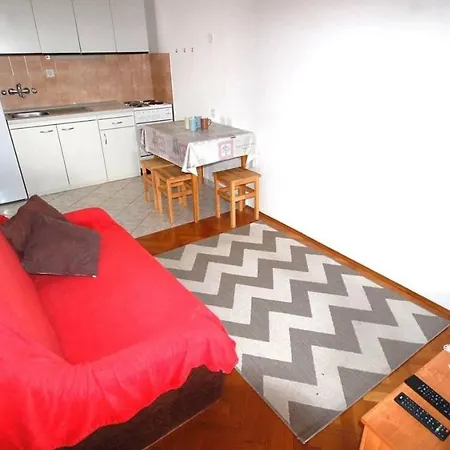 With Parking Space Njivice, Krk - 21853 Apartman *